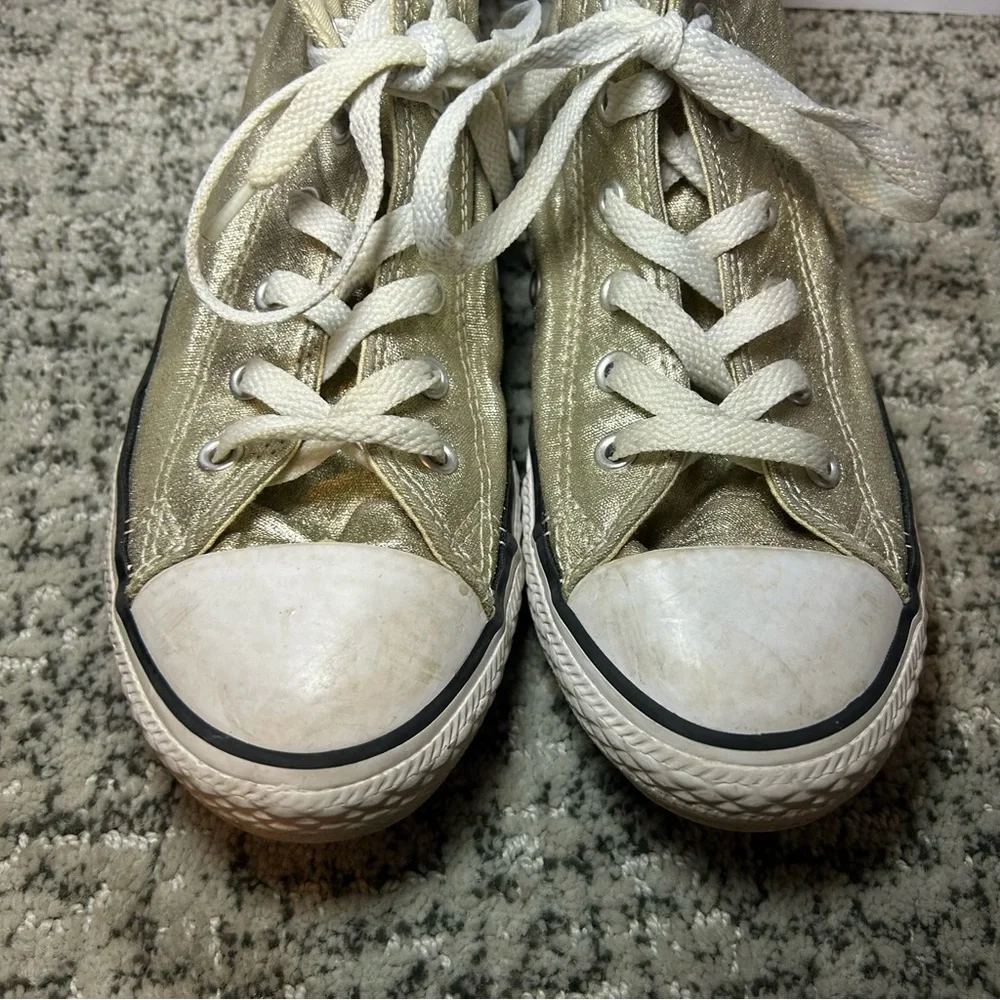 Converse Metallic Gold Vintage Hi-Top Sneakers Size 3 Kid’s